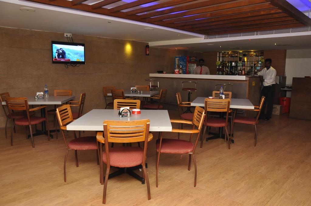 Hotel Western Gatz Theni Allinagaram Exterior foto
