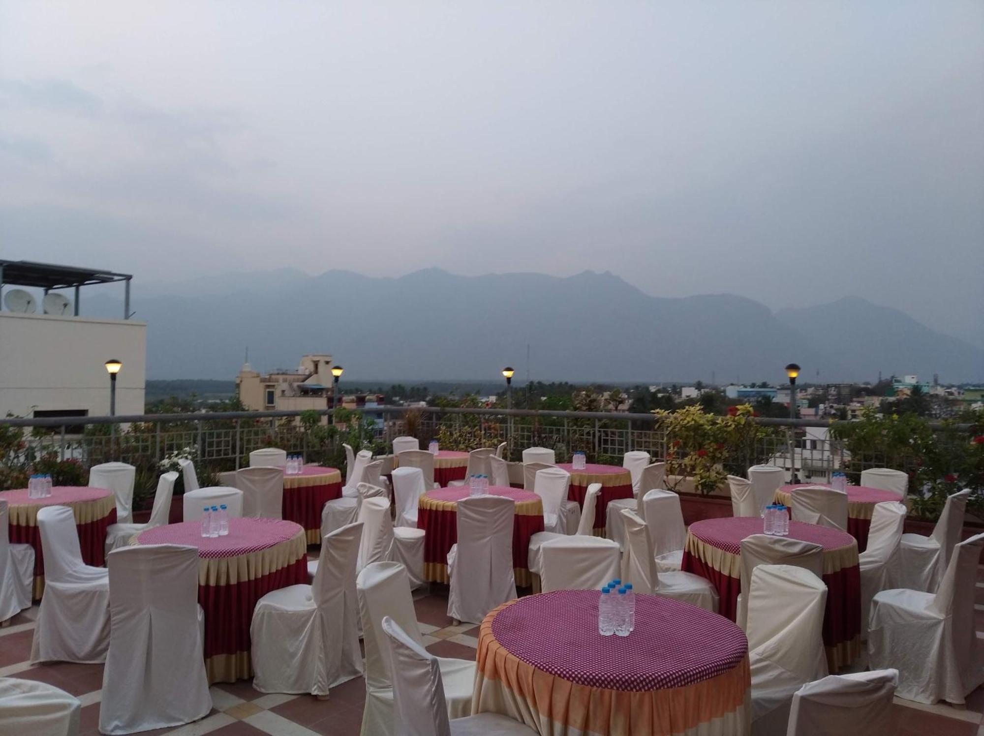 Hotel Western Gatz Theni Allinagaram Exterior foto